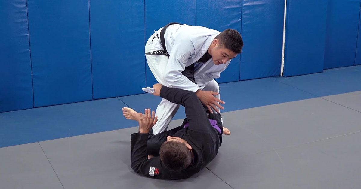 Chazz uses a lapel guard variation against Marcus